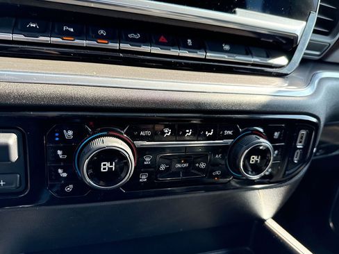 Used 2024 Chevrolet Silverado 1500 High Country image 18