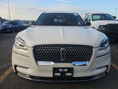 Used 2022 Lincoln Aviator Reserve w/ Equipment Group 201A RWD image 2