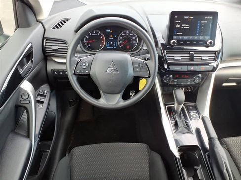 Used 2026 Mitsubishi Eclipse Cross ES AWD/4WD image 5