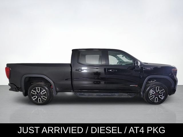 Used 2024 GMC Sierra 1500 AT4 w/ Technology Package AWD/4WD image 2