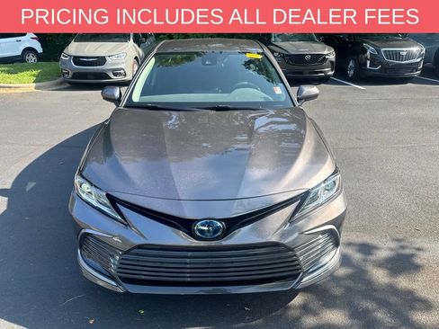 Used 2023 Toyota Camry LE FWD image 11