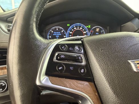 Used 2015 Cadillac Escalade Premium AWD/4WD image 25