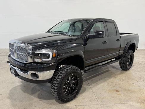 Used 2007 Dodge Ram 2500 Truck SLT w/ Quad Cab Big Horn Value Group AWD/4WD image 2