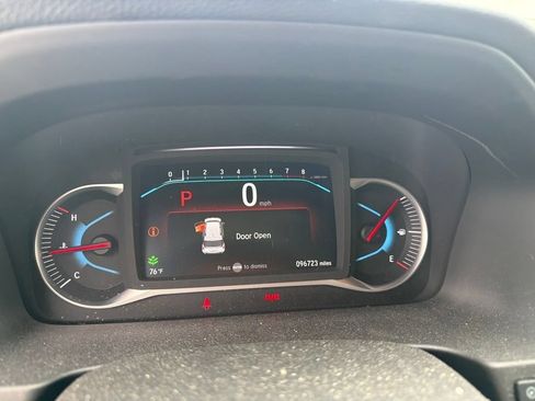 Used 2019 Honda Pilot Touring image 19