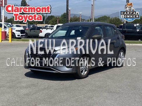 Used 2024 Nissan Kicks S image 1