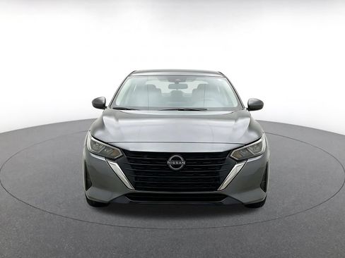 Used 2025 Nissan Sentra SV FWD image 2