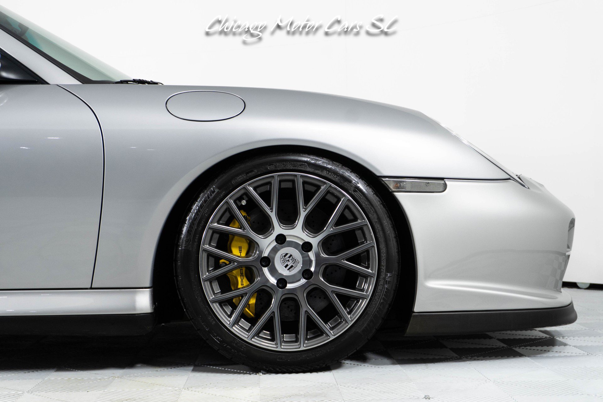 Used 2002 Porsche 911 GT2 RWD image 8