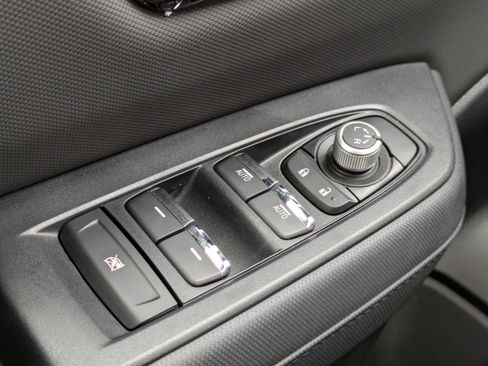 Used 2025 Subaru Forester Limited w/ Popular Package #2 image 27