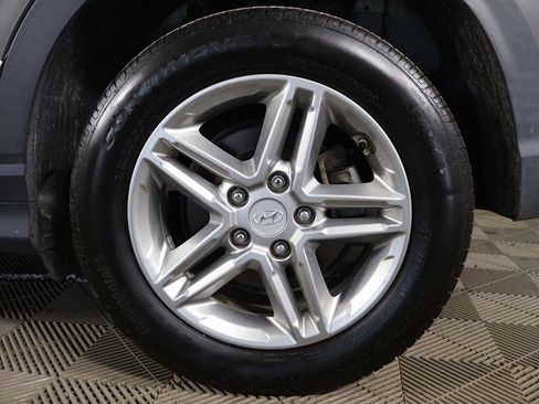 Used 2020 Hyundai Kona SE AWD/4WD image 16