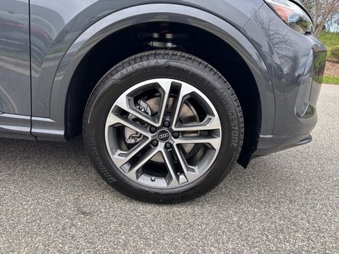 New 2026 Audi Q5 Premium image 25