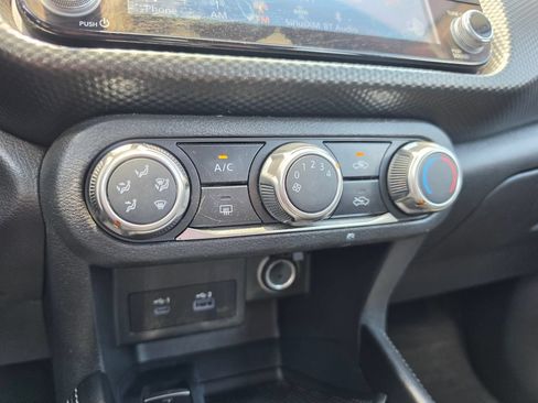 Used 2023 Nissan Kicks SV FWD image 26