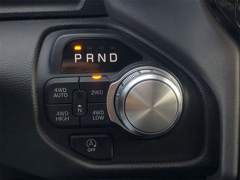 Used 2025 RAM 1500 Laramie image 27