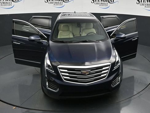 Used 2017 Cadillac XT5 FWD image 34