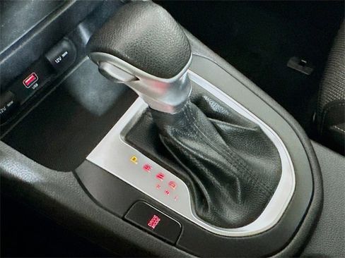 Used 2023 Kia Forte LXS w/ LXS Technology Package image 17