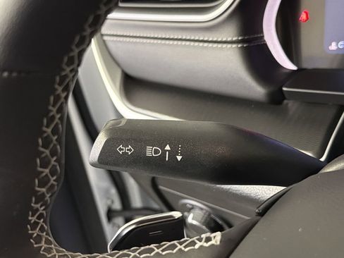 Used 2024 Jeep Grand Cherokee Altitude image 18