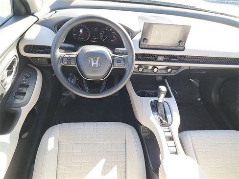 Certified 2024 Honda HR-V LX image 15