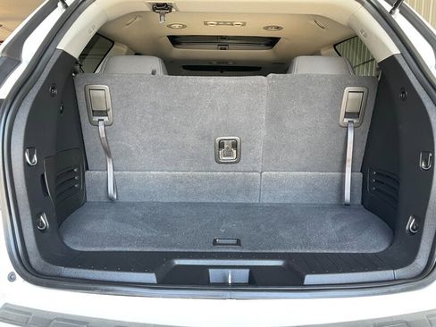 Used 2016 Chevrolet Traverse LT FWD image 27