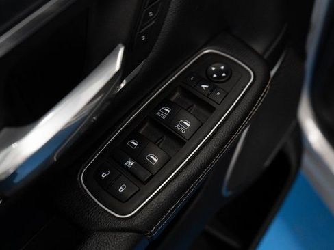 Used 2024 RAM 1500 Laramie image 15