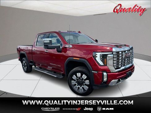 Used 2024 GMC Sierra 3500 Denali w/ Denali Reserve Package AWD/4WD image 1