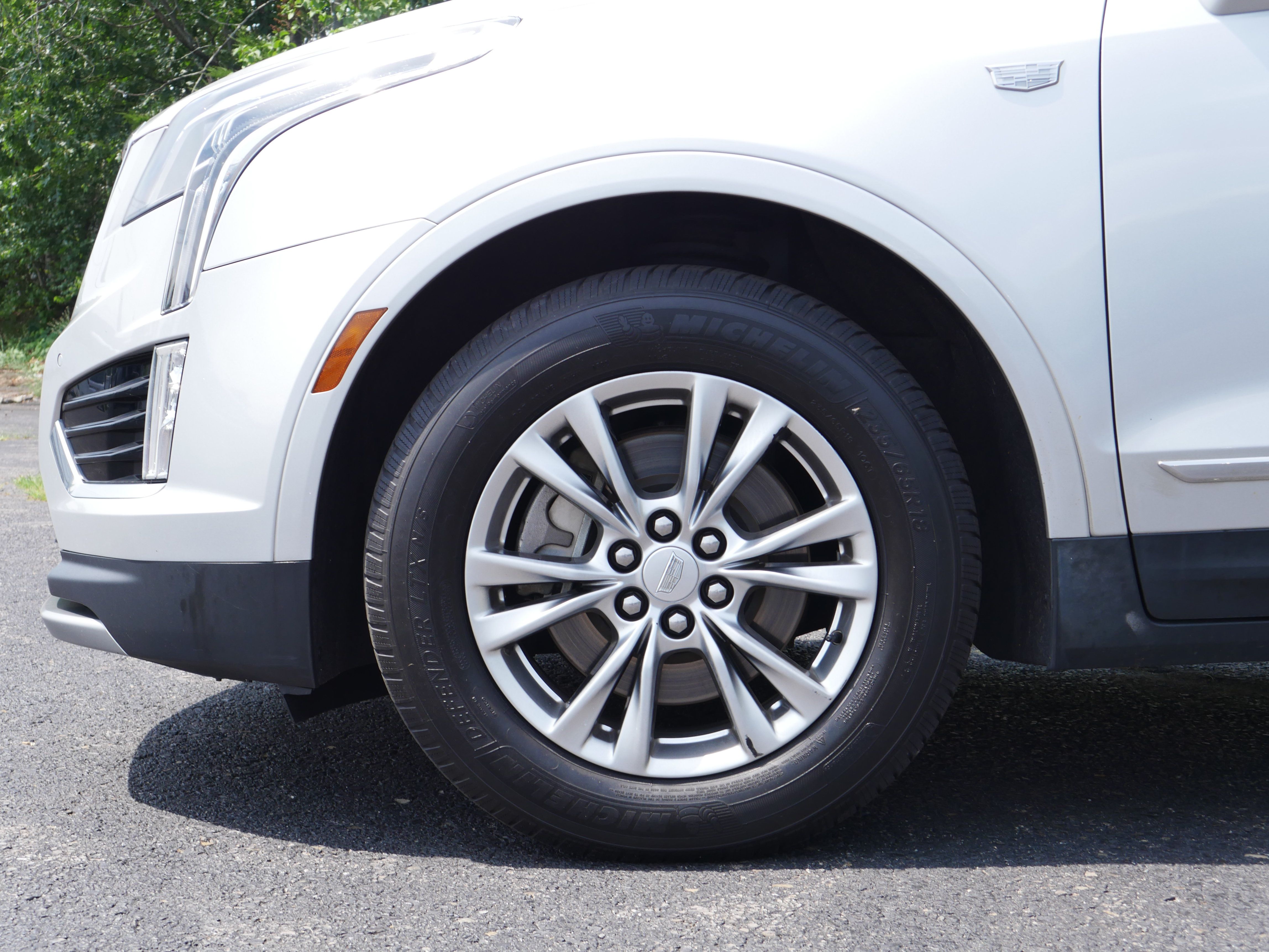 Used 2020 Cadillac XT5 Premium Luxury AWD/4WD image 11