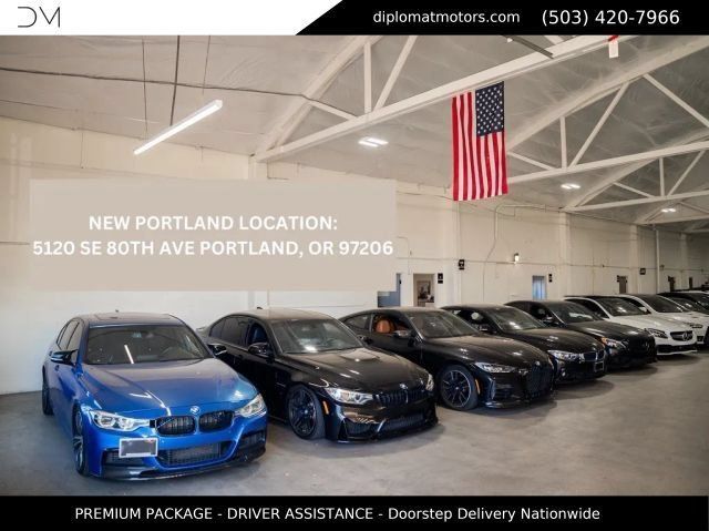 Used 2017 BMW 320i Sedan RWD image 3