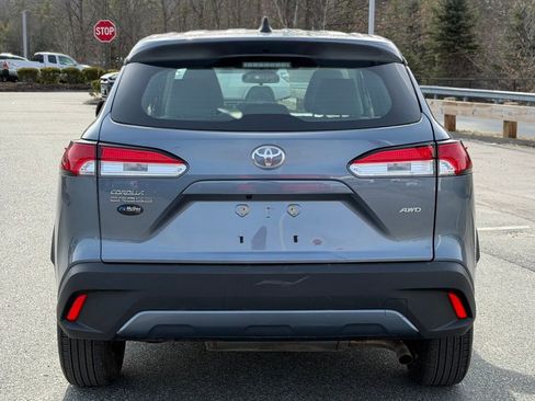 Used 2025 Toyota Corolla Cross L image 4