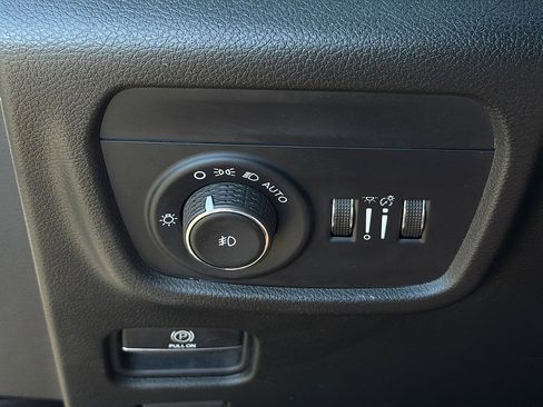 Used 2021 Jeep Grand Cherokee L Summit w/ Advanced Protech Group IV AWD/4WD image 20
