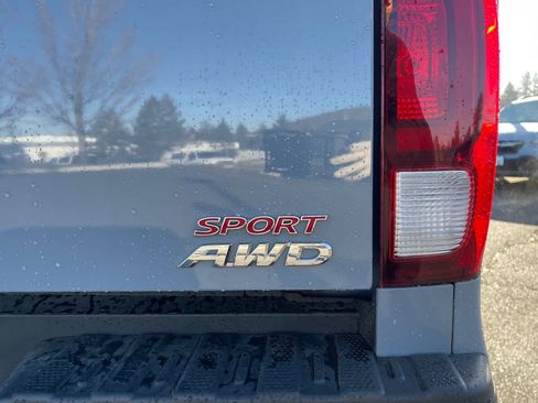 Used 2023 Honda Ridgeline Sport image 12