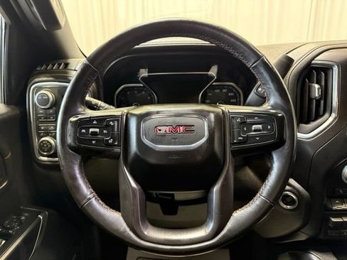 Used 2020 GMC Sierra 1500 AT4 w/ Technology Package AWD/4WD image 14