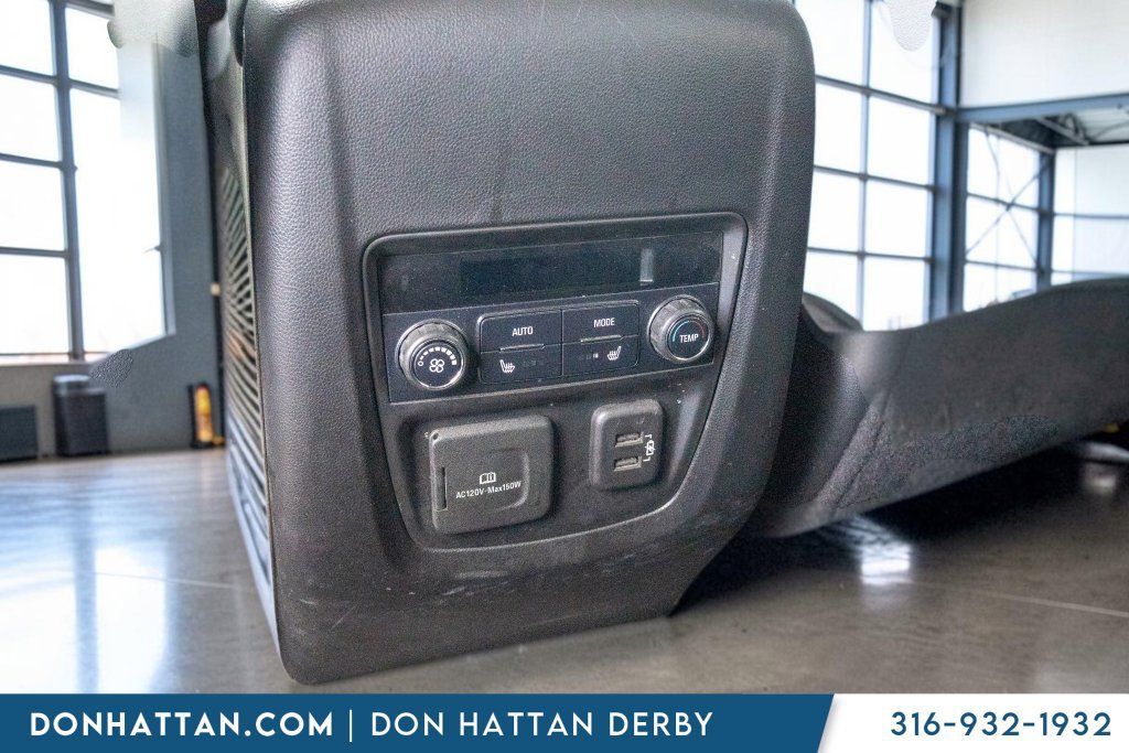 Used 2020 Buick Enclave Premium AWD/4WD image 24