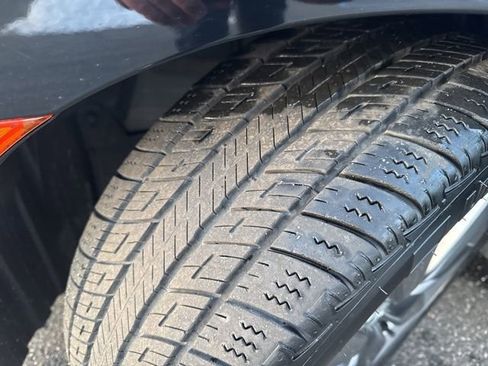 Used 2019 Honda Civic EX image 12