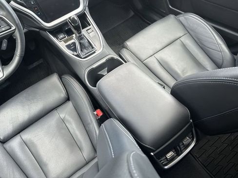 Used 2025 Subaru Outback Touring XT AWD/4WD image 26