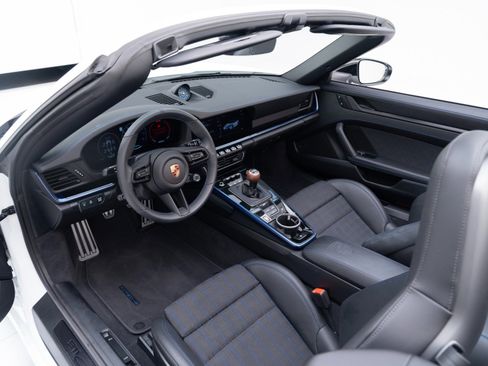 Certified 2025 Porsche 911 Carrera T image 4