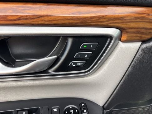 Certified 2019 Honda CR-V EX-L image 9