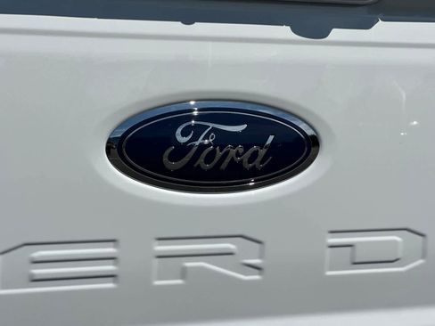 New 2026 Ford F250 XLT w/ XLT Premium Package AWD/4WD image 30