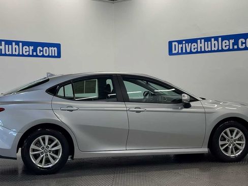 Used 2025 Toyota Camry LE FWD image 8