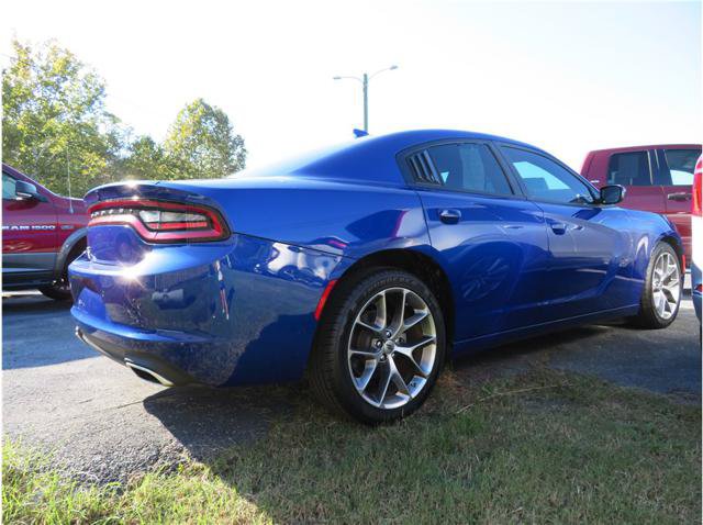 Used 2022 Dodge Charger SXT w/ Plus Group RWD image 16