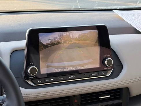 Certified 2026 Nissan Rogue SV w/ SV Premium Package image 21