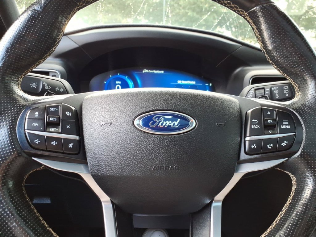 Used 2020 Ford Explorer ST w/ ST Street Pack AWD/4WD image 29