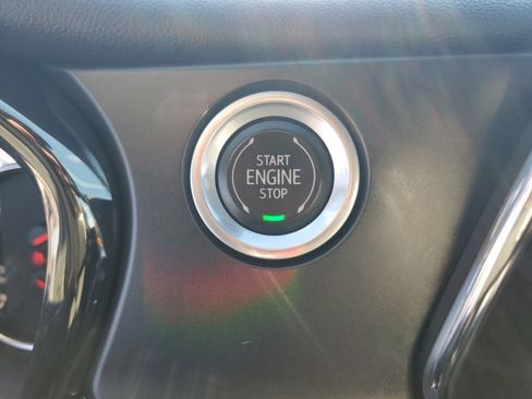 Used 2022 Chevrolet Blazer RS image 19