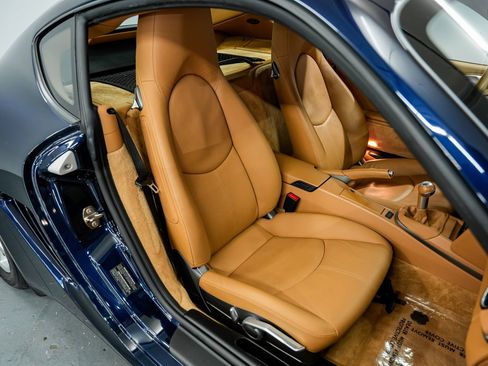 Used 2009 Porsche Cayman RWD image 23