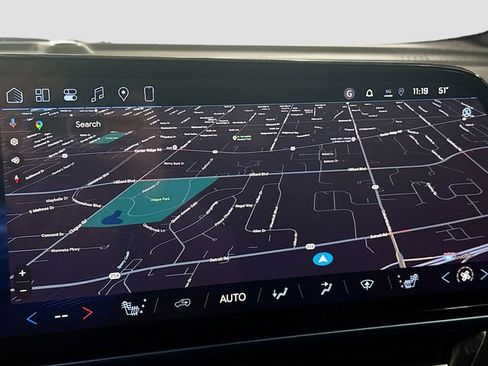 New 2026 Chevrolet Equinox EV LT image 14