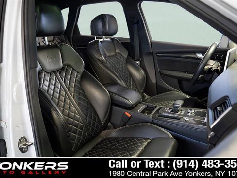Used 2020 Audi SQ5 Premium Plus w/ Premium Plus Package image 30