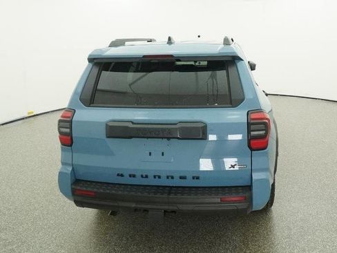 New 2026 Toyota 4Runner SR5 RWD image 7