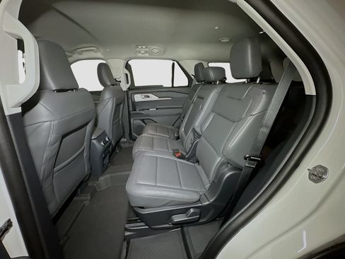 New 2026 Ford Explorer Active w/ Active Comfort Package AWD/4WD image 26