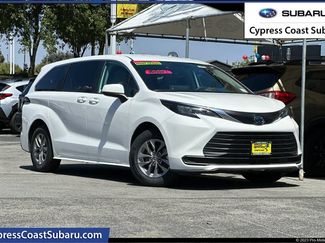Used 2024 Toyota Sienna LE FWD video 1