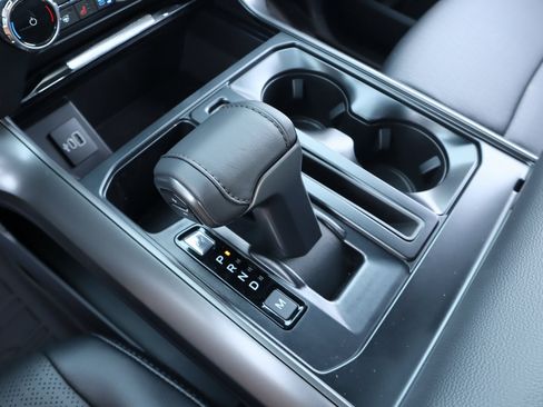 New 2025 Ford F150 Lariat w/ FX4 Off-Road Package image 10