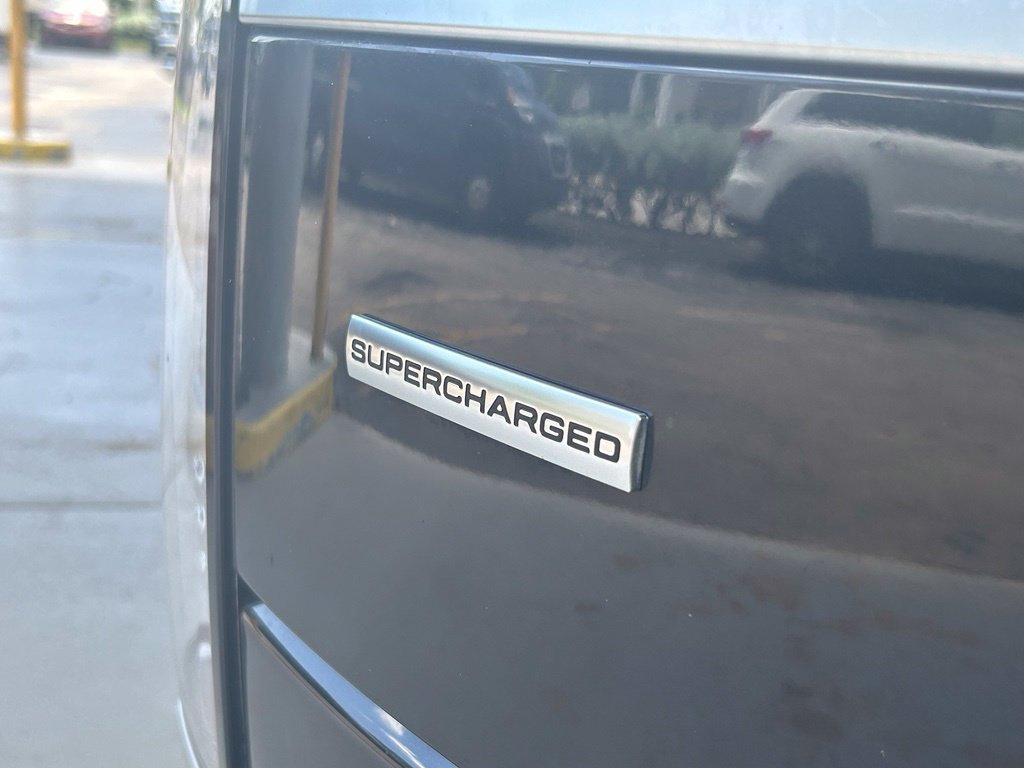 Used 2017 Land Rover Range Rover Supercharged AWD/4WD image 36