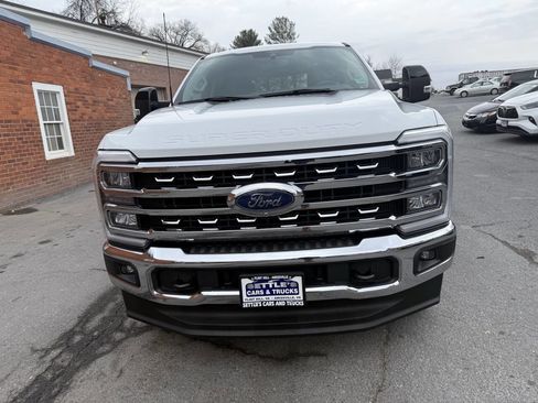 Used 2024 Ford F350 Lariat w/ Camper Package image 2