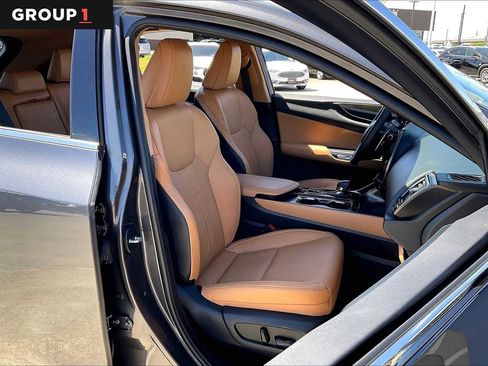 Used 2025 Lexus NX 250 FWD w/ Accessory Package (2T) image 8